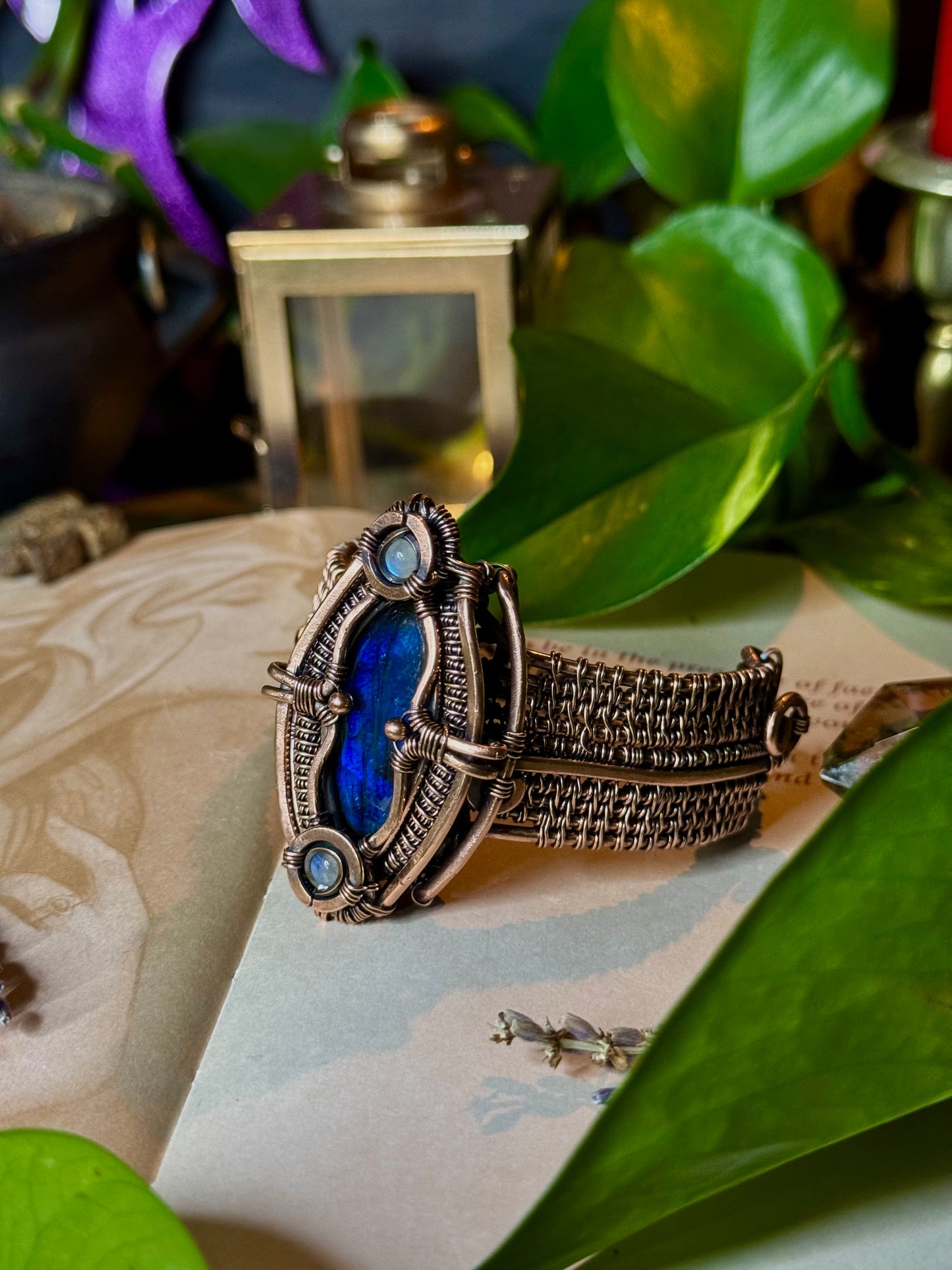 Inner Sanctum cuff - Labradorite
