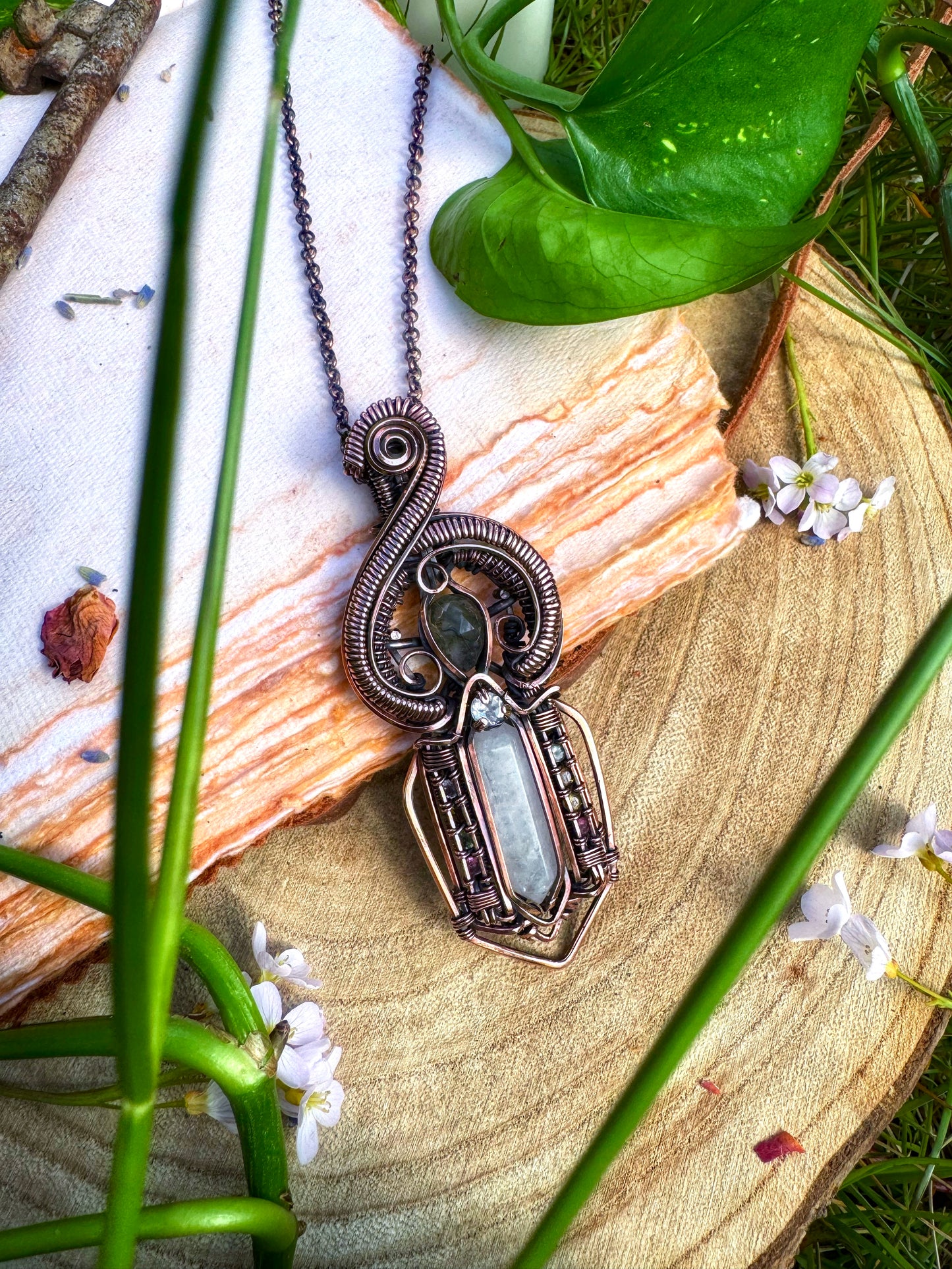Celeste - quartz point